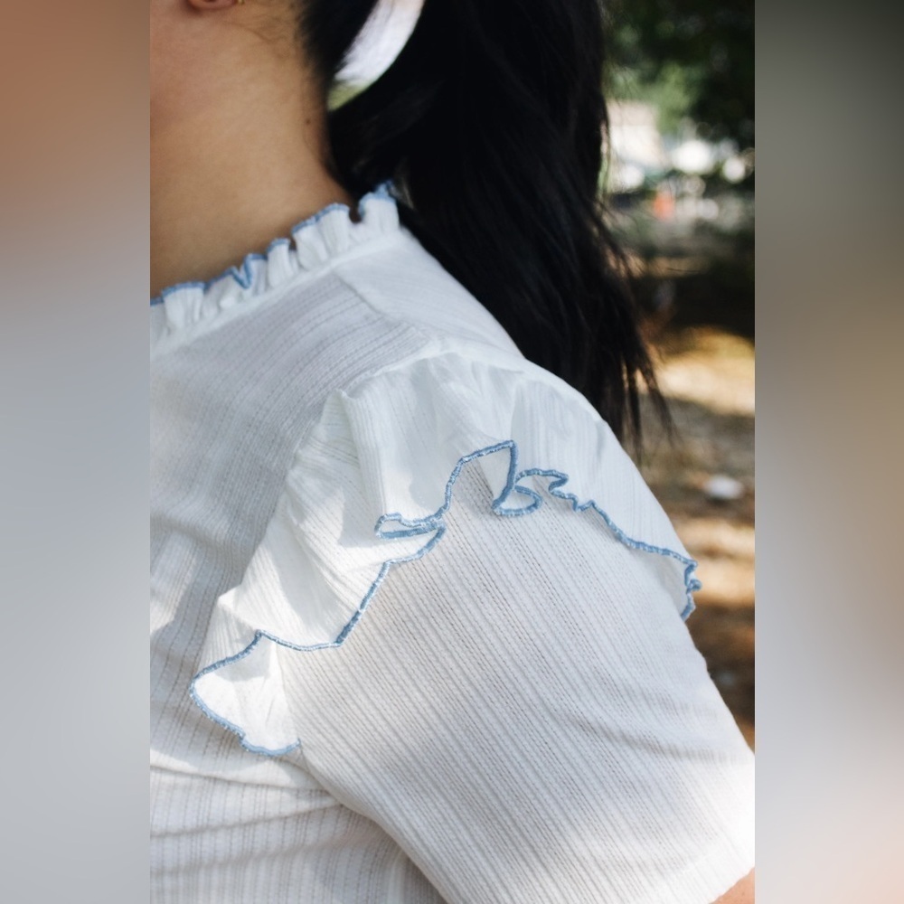 Hayden White Short Sleeve Knit Top with Ruffle Trim - Picture 4 of 12
